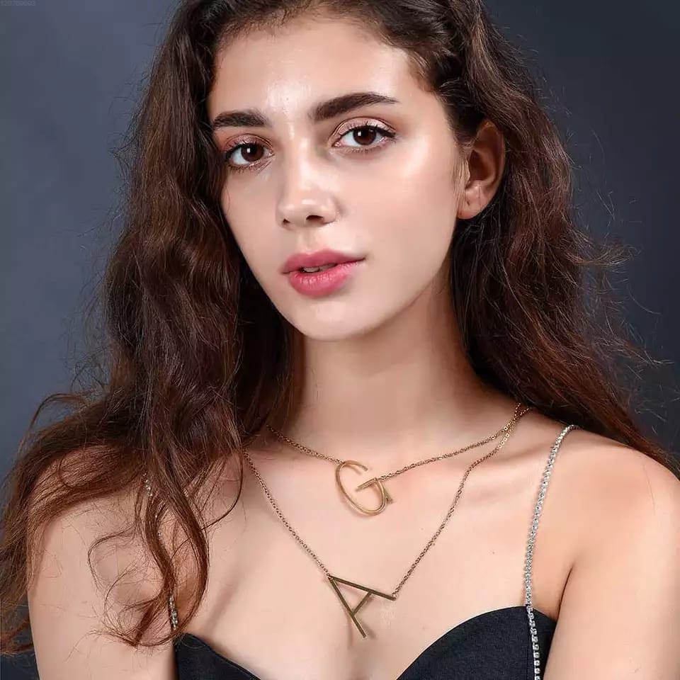 Kalung Rantai Q-Z Liontin Motif Huruf Bahan Stainless Steel B18