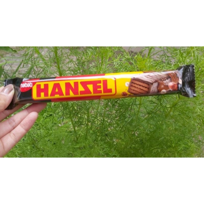 Nabati Hanzel cokelat, wafer Hanzel 34g