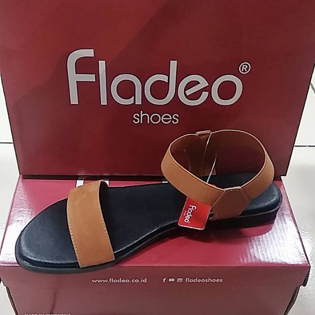 Sepatu Sandal wanita fladeo