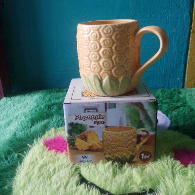 Gelas/Mug Bentuk Nanas White Line