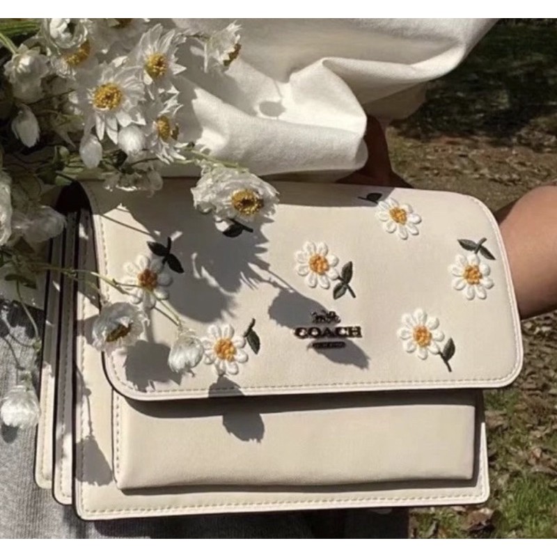 [READY] CH KLARE CROSSBODY WITH DAISY EMBROIDERY