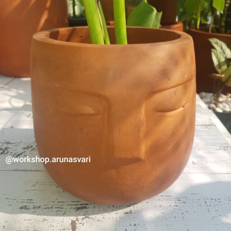 Pot terracotta / Pot Tanah Liat / Pot Gerabah / Pot Wajah / Pot Karakter JAGHANA