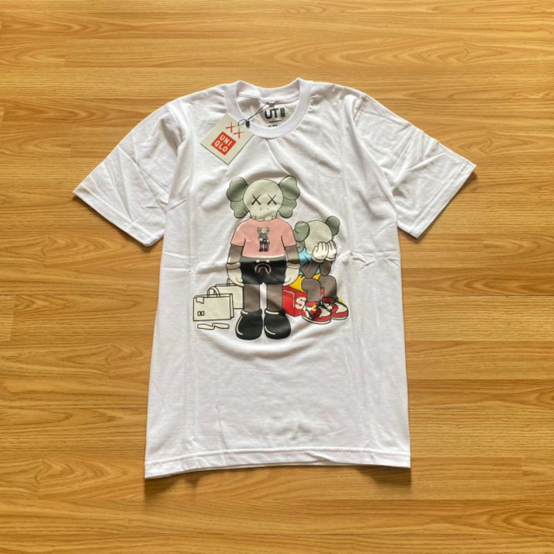 KAOS DISTRO PRIA UNIQLO X KAWS BAPE WHITE PREMIUM