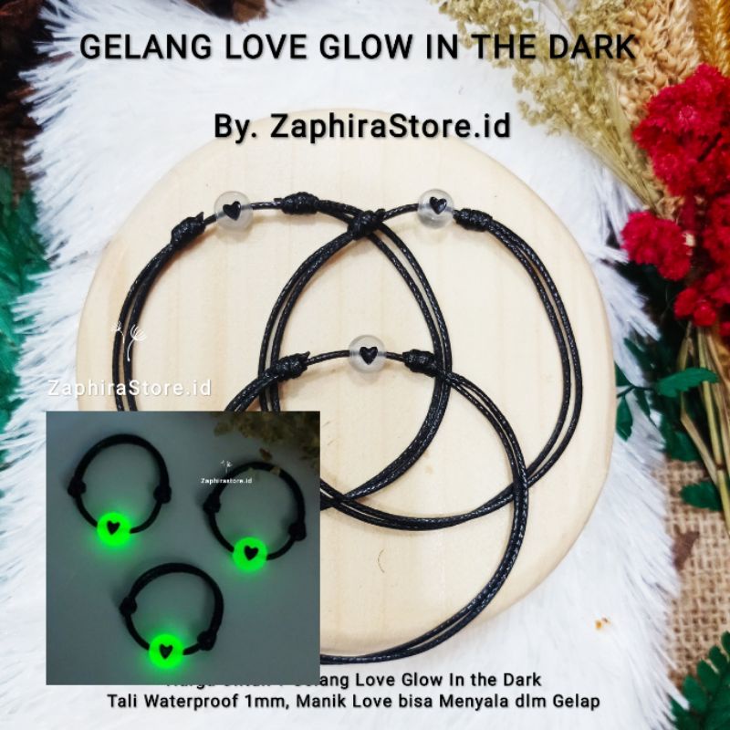 Zaphirastore | CINCIN &amp; GELANG BENTUK LOVE GLOW IN THE DARK