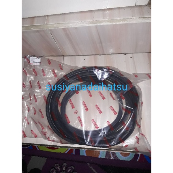 karet pintu belakang taftgt,rocky,feroza,,hiline ori