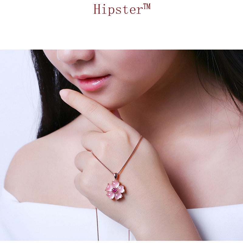 Light Luxury Socialite Style Pink Crystal Peach Blossom Pendant Rose Gold Necklace