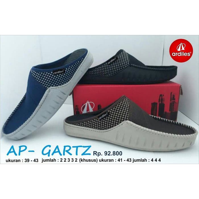 Sepatu Pria SLIP ON Sepatu Slop Santai Sandal Crocs Ardiles Gartz - Hitam, 39