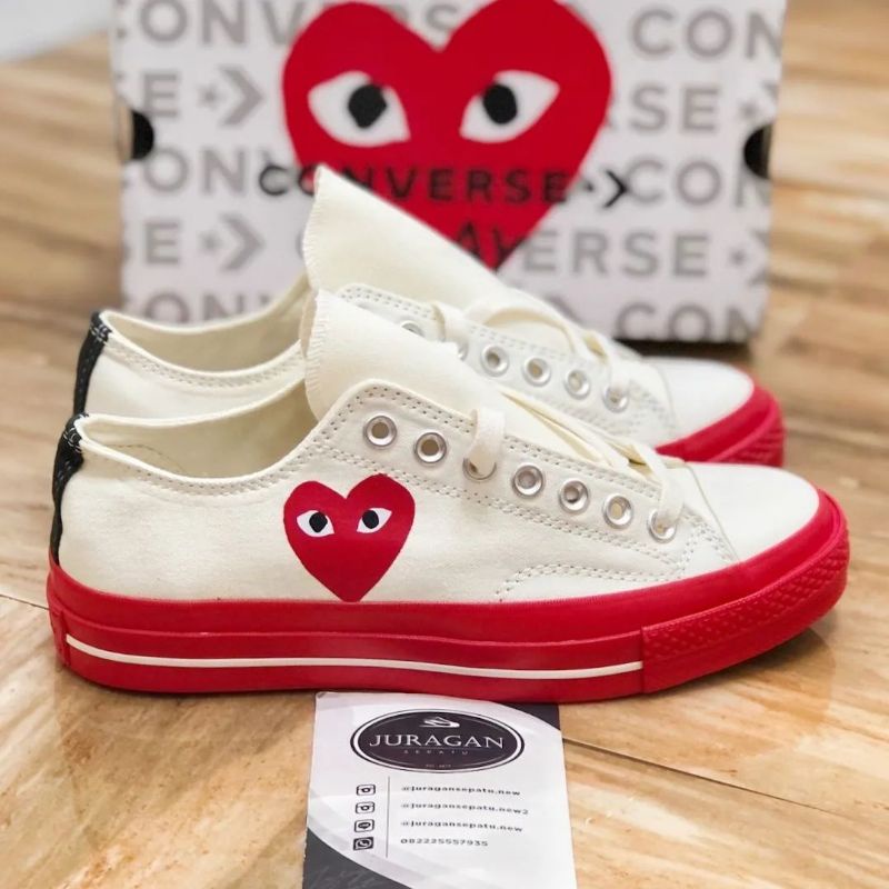 Converse Chuck Taylor All Star 70 Ox x Comme des Garcons (CDG) PLAY &quot;Red Midsole&quot;