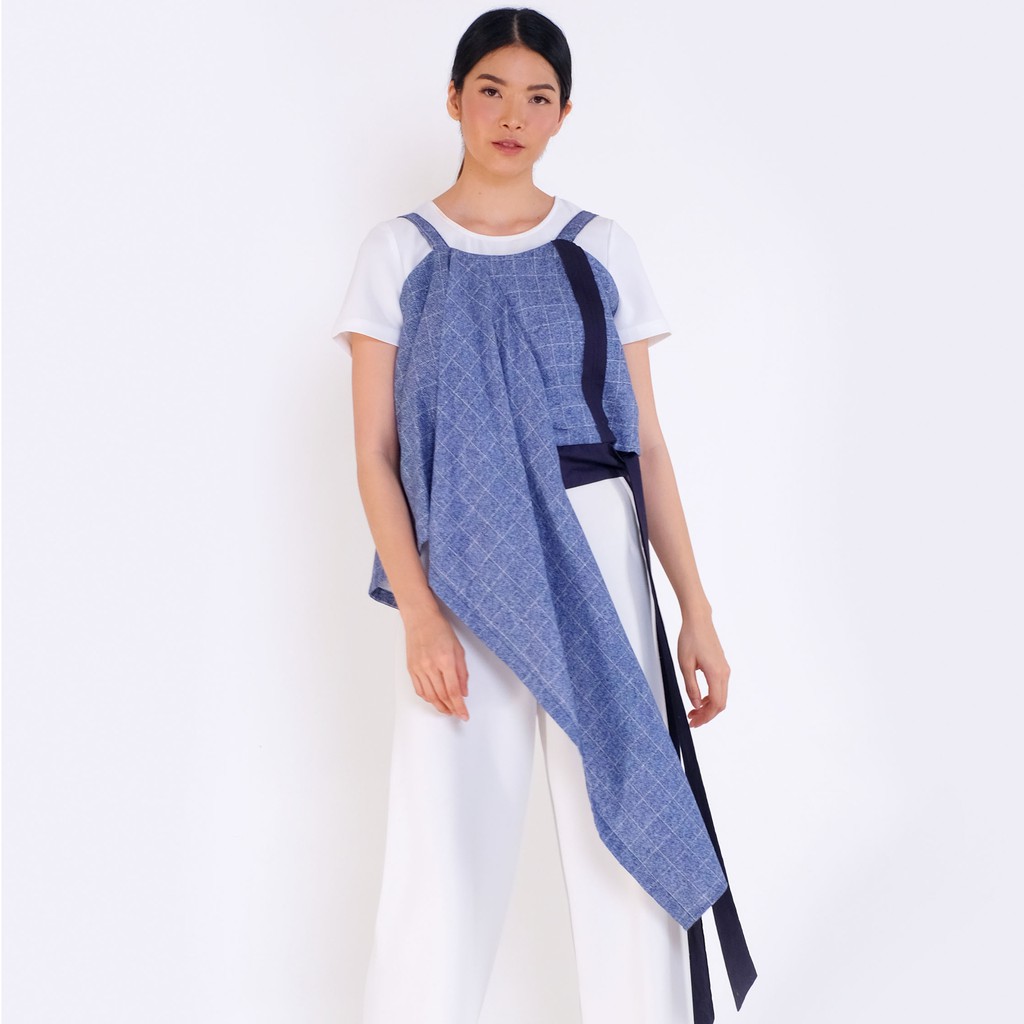 

Namirah The Label - Jimita Navy