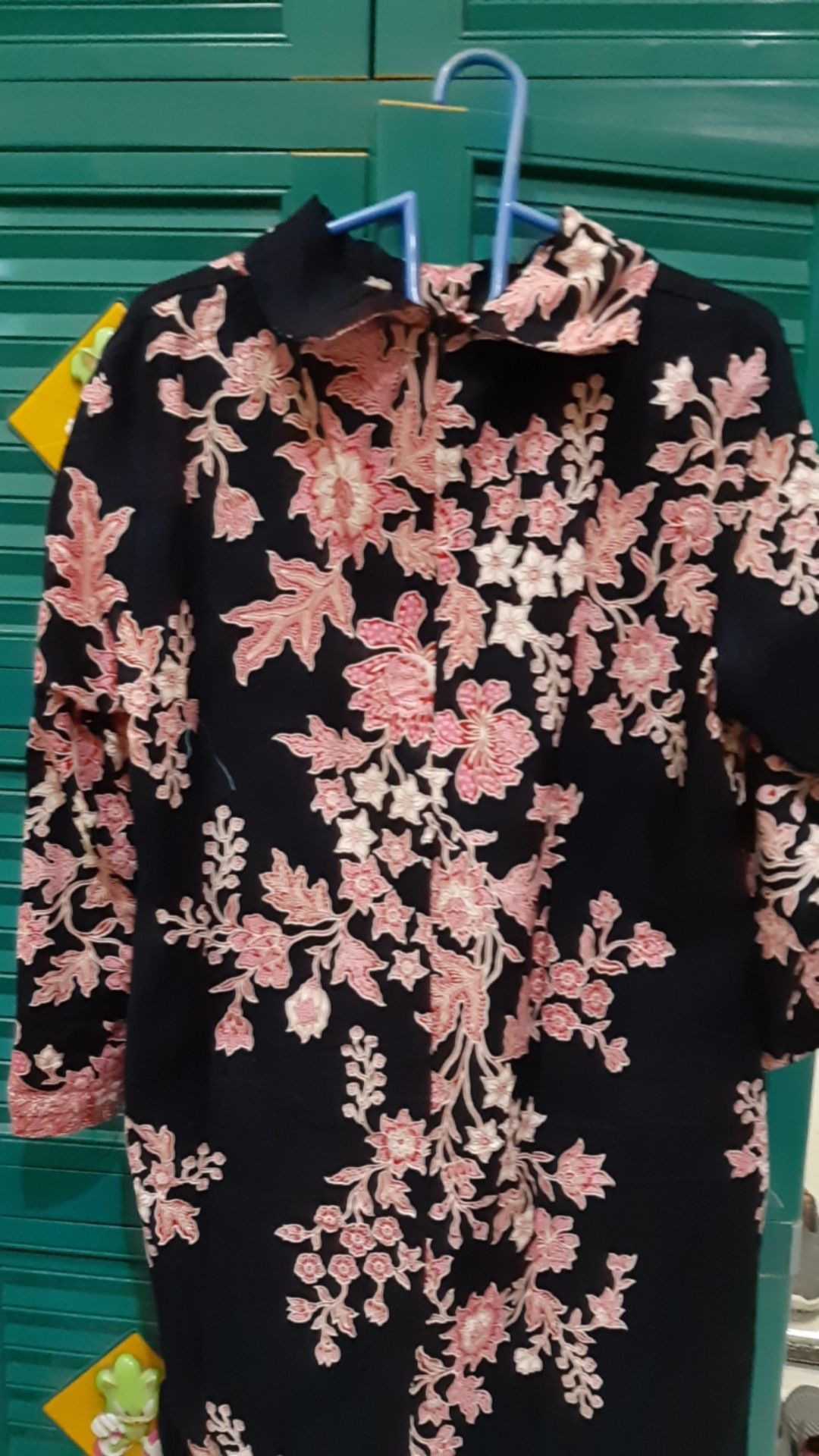 Grosir Terlaris Genes Jelita Tunic Navbor Yelbor Whitbor Creambor Tunik Batik Modern Hrb037