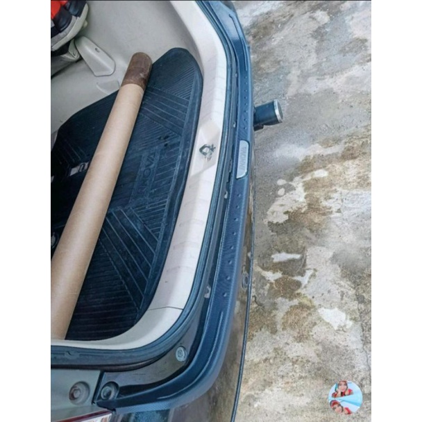 sill plate silplate pintu belakang BAGASI toyota inova innova lama 2004 sampai 2008 lengkung full 2005 2006 2007 hitam plastik tipe e g luxury diesel