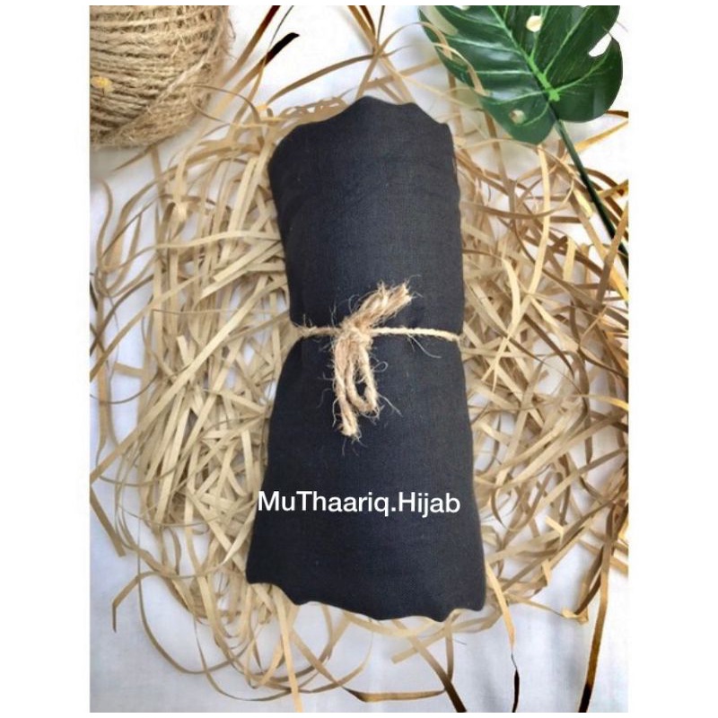 JILBAB PARIS PREMIUM ORIGINAL|| Hijab Segiempat Basic Jahit Tepi|| Kerudung Paris Premium Square Basic-Hitam