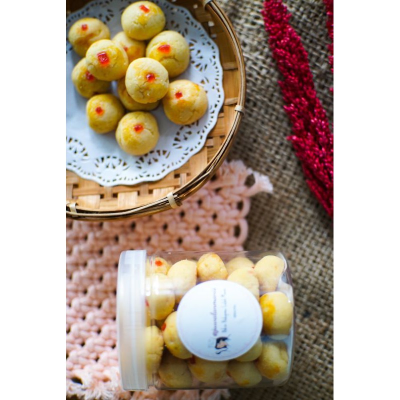 

hampers / hantaran kue kering NASTAR