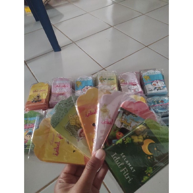 

amplop lebaran ukurn medium siap pakai. 1pack isi 10