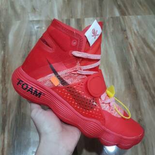  Sepatu  Sneakers Olahraga Pria Model Nike  react hyperdunk 