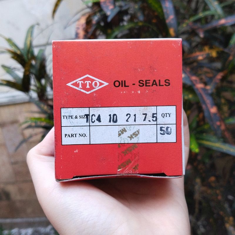 Oilseal / Oil Seal TC4 10 21 7,5 / 10x21x7,5 / 10.00 21.00 7.50 TTO
