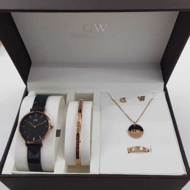 Jam tangan wanita dw daniel wellington classic petite + cuff & accecories, kelengkapan box fullset