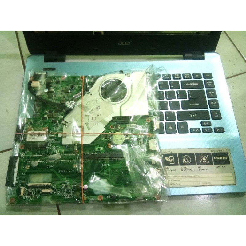 Mainboard motherboard Acer Aspire E5-411 E5-471 E1-422 kode ZQM