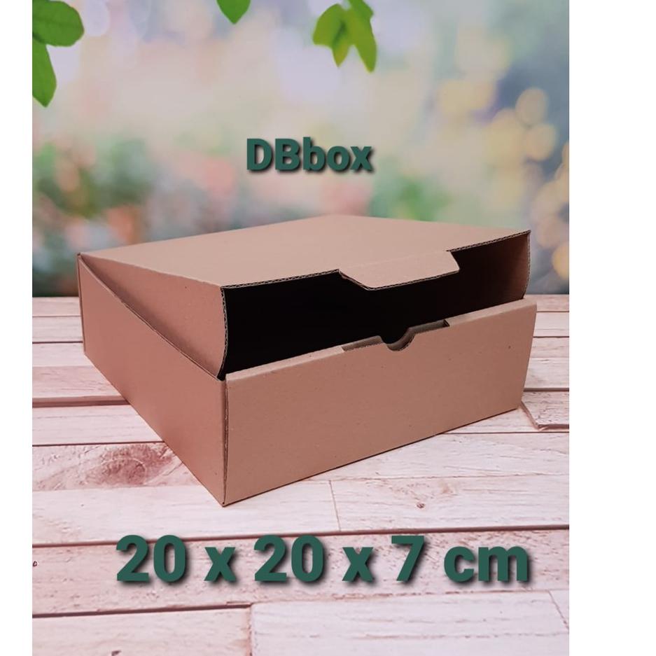 

➧ ( 10 pcs )Kardus 20x20x7 cm...Die Cut untuk kotak Aksesoris dll, model box pizza ♧