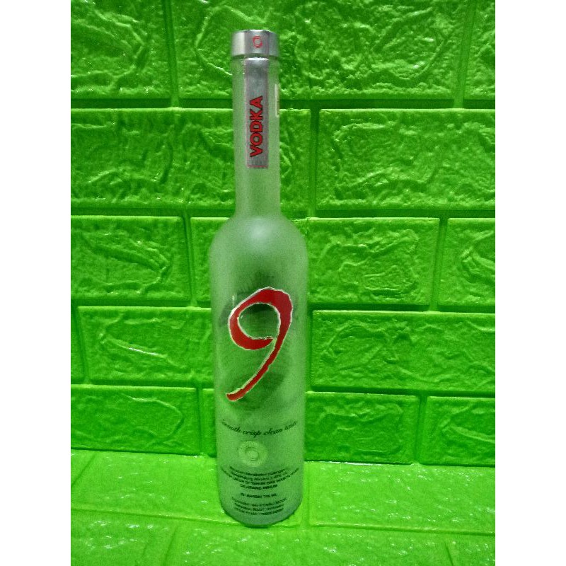 botol bekas vodka 9