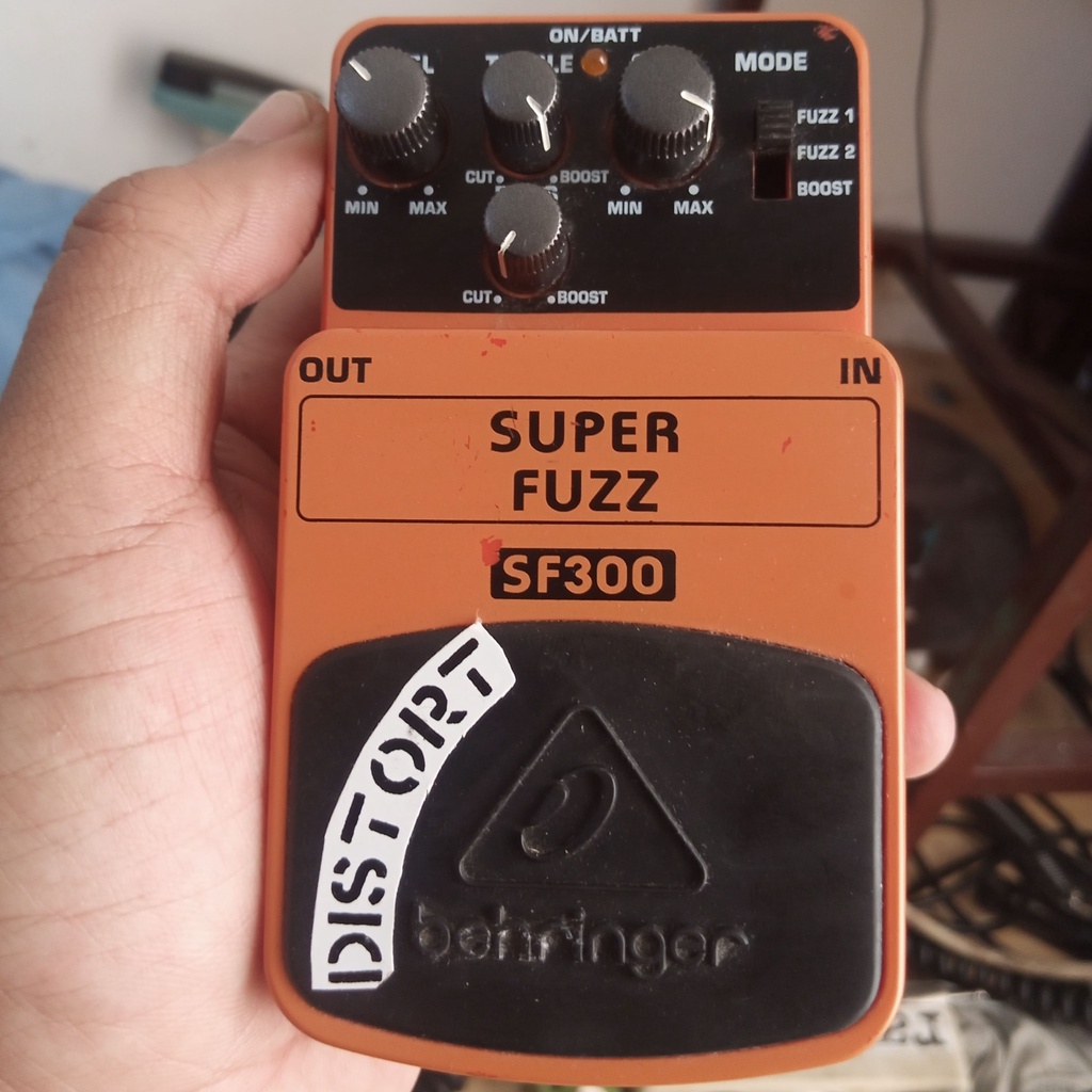 Behringer super Fuzz