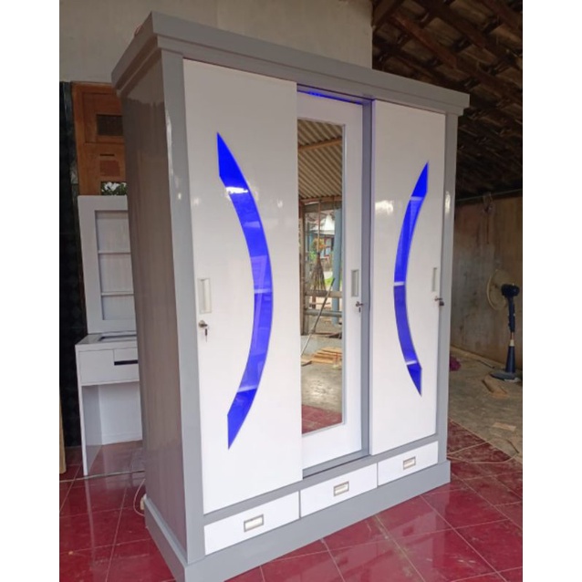Lemari Pintu 3 Sleding Kayu Jati