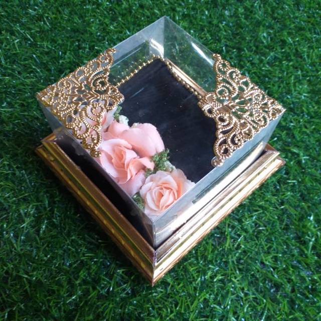Tempat cincin nikah kotak mas kawin