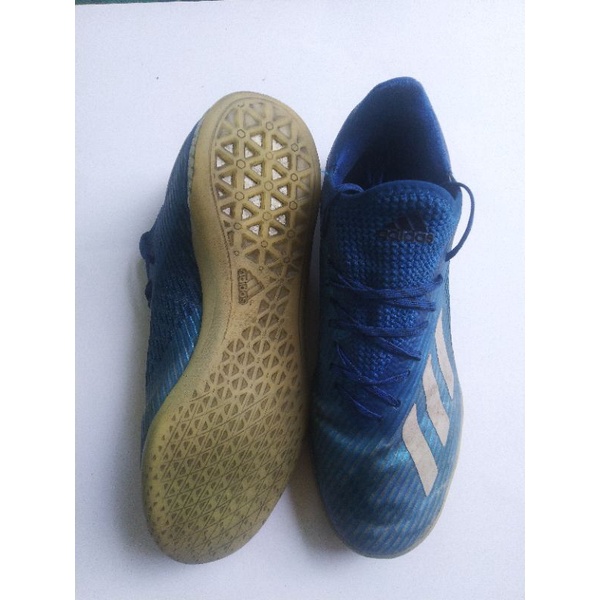 SEPATU FUTSAL ADIDAS X 19.1 IN (size 40 2/3)