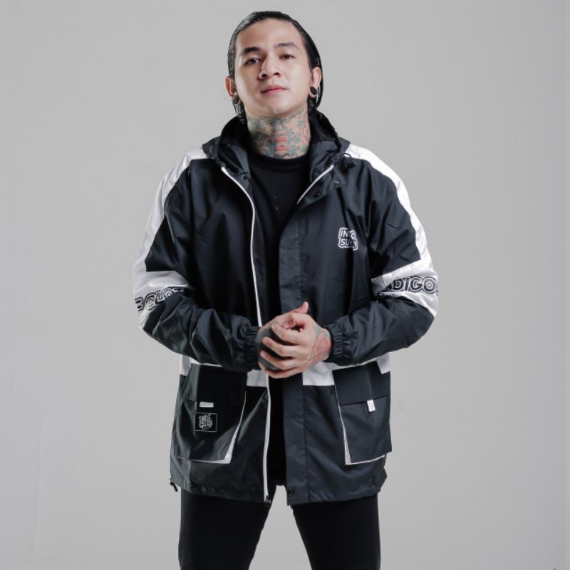 KMO Jaket Parka Pocket Parasut Pria