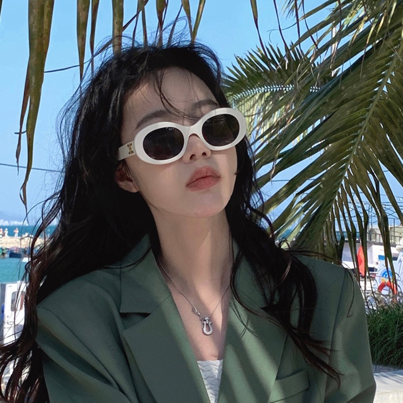 Kacamata Hitam Pelindung Matahari Dengan Bingkai Putih Gaya Harajuku