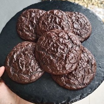 

keto soft chewy cookies Giant brownie