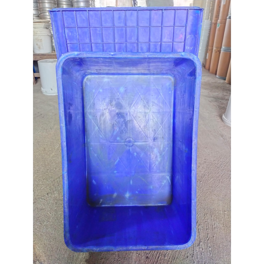 Box Tahu Box Plastik Box Contener Bak Ikan Box Rabbit 2055