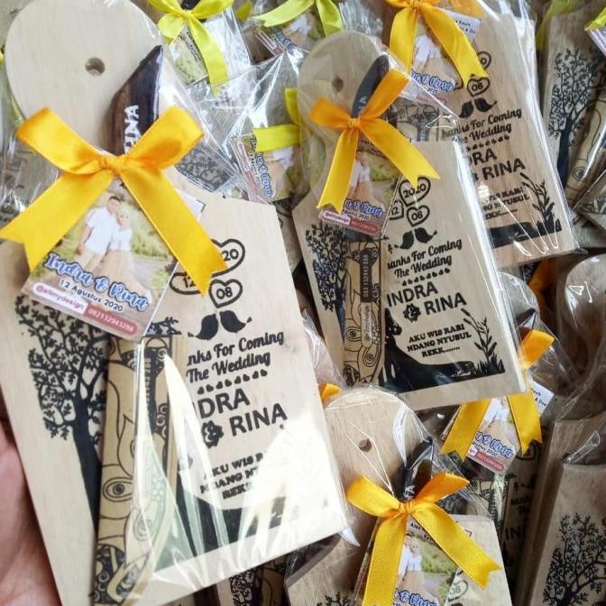 souvenir talenan 11*20 set pisau