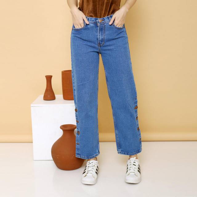 FWR - Vivi Boyfriend jeans wanita / Celana Kulot Kancing Bawah