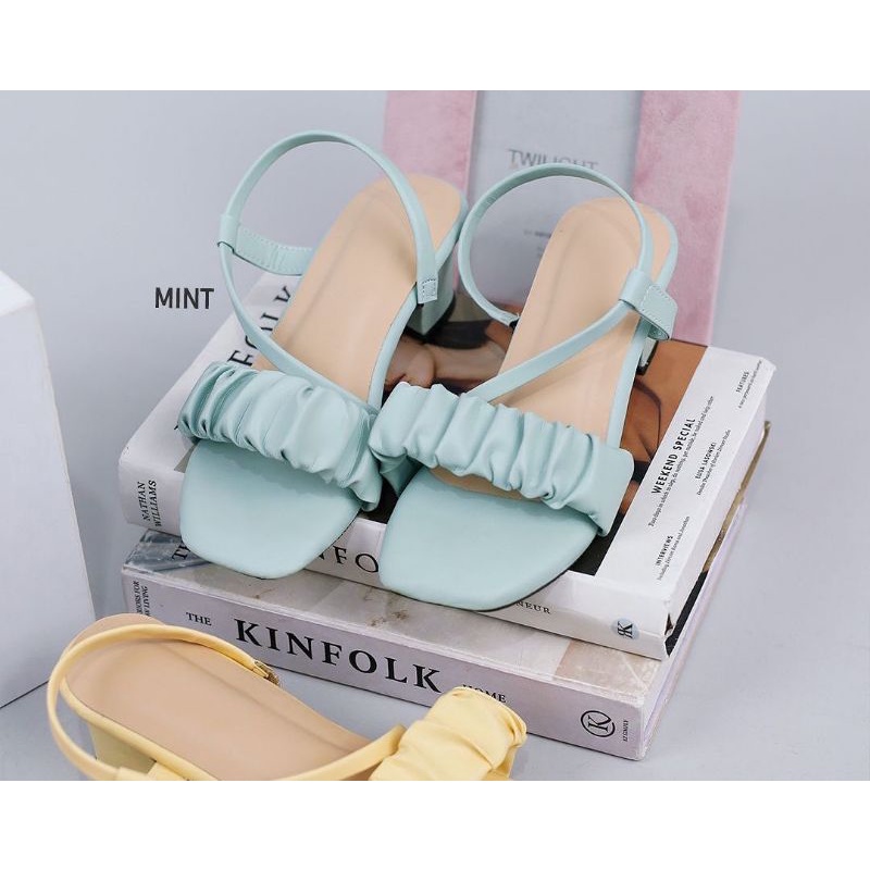 Amalfi Heels (Sepatu Sandal)