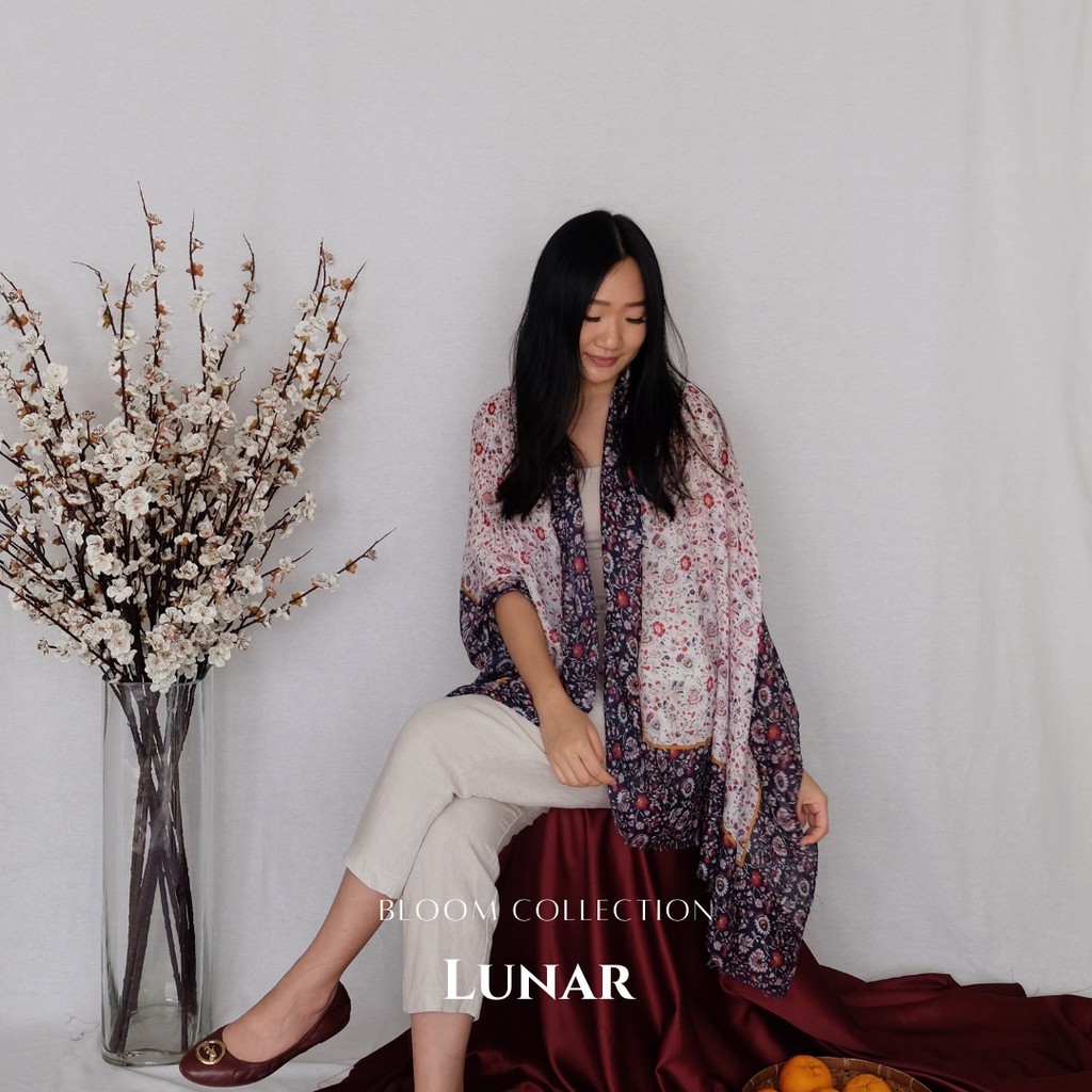 SHOPKAIN Lunar Shawl – Bloom Collection