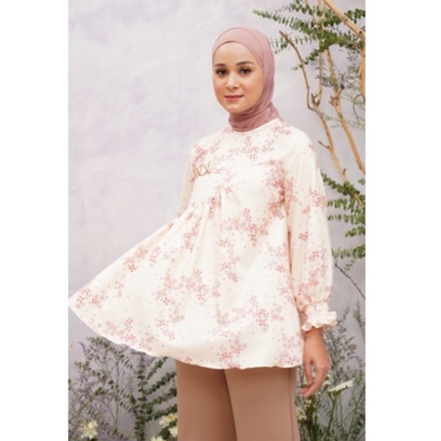 Bella Blouse Cheesecake XXL by Wearing Klamby Preloved