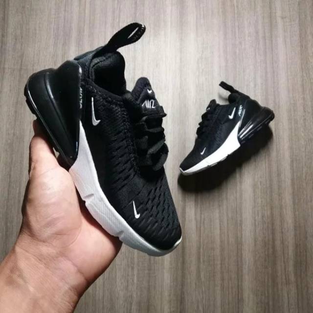 nike air max 270 kids black and white