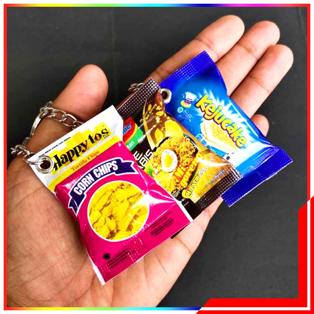 6 pcs Gantungan Miniatur Snack Jajanan Unik Lucu Paling Murah / Gantungan Replika Miniatur Makanan Kemasan Mungil / Souvenir Paket 6 pcs Gantungan Kunci Miniatur