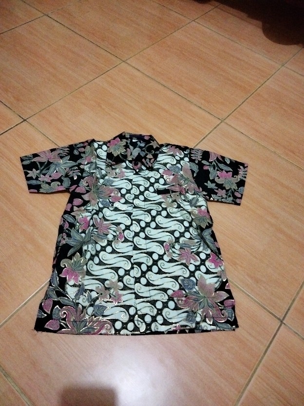 Couple Batik Rok Plisket Dan Kemeja Tangan Pendek