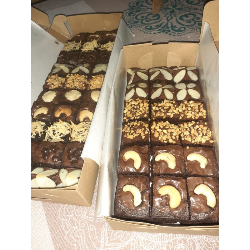 

Brownies Shiny 30 Potong