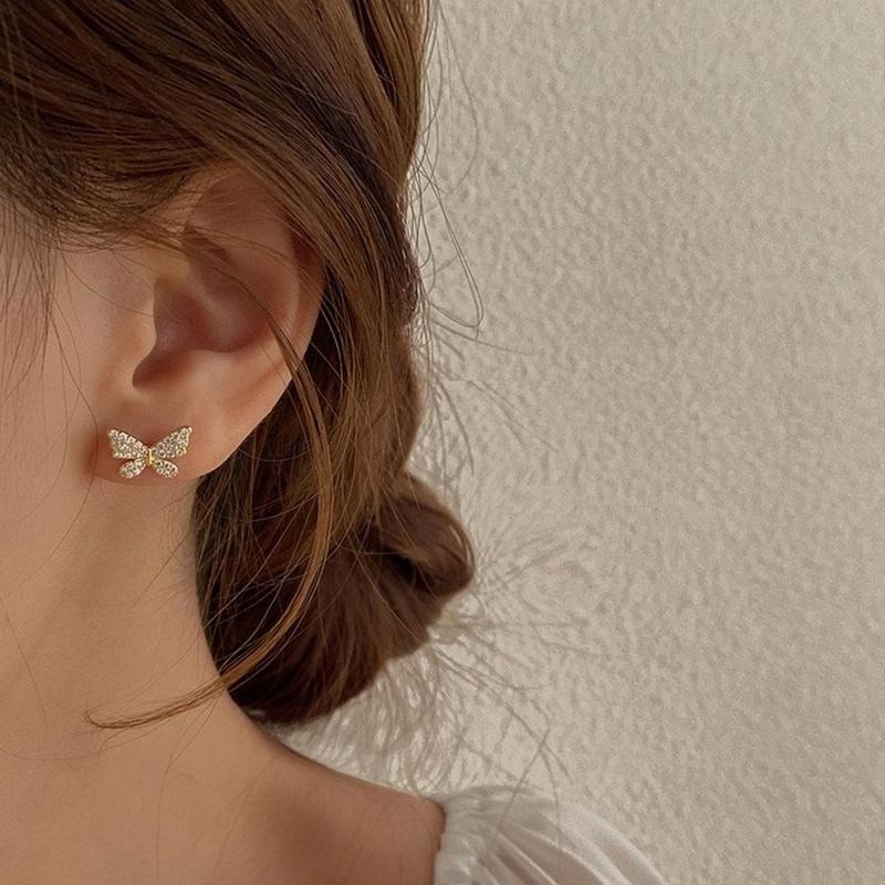 Anting Stud Desain Kupu-Kupu Aksen Berlian Imitasi Bahan Metal Untuk Wanita