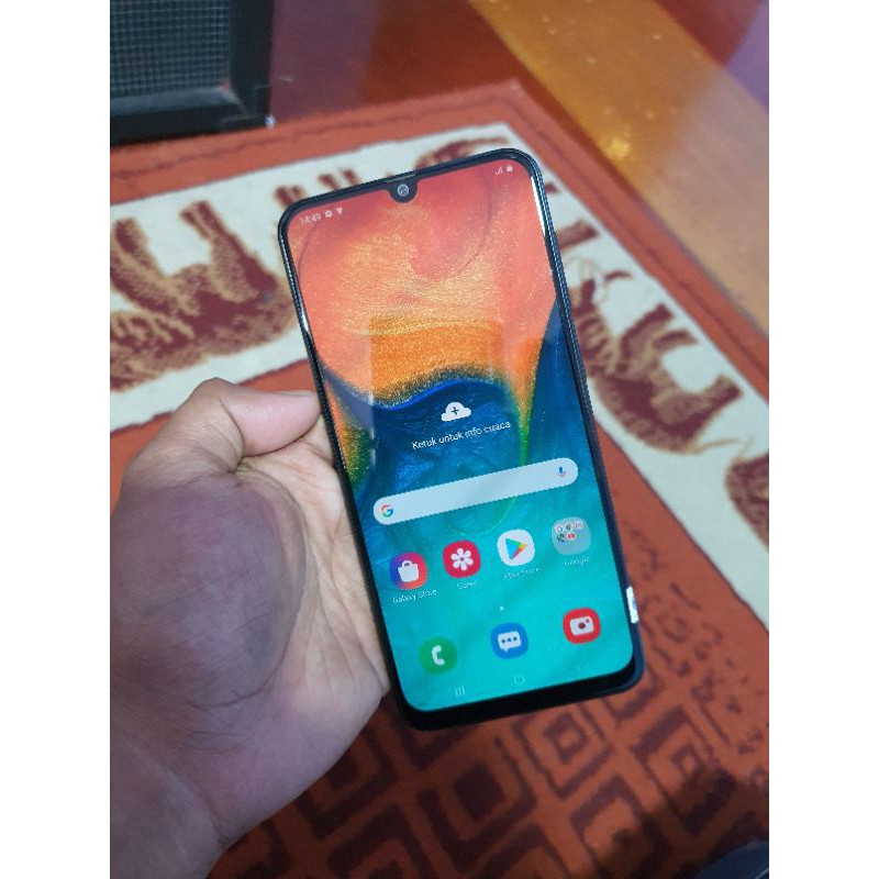 Handphone Hp Samsung Galaxy A30 4/64 Second Seken Bekas Murah