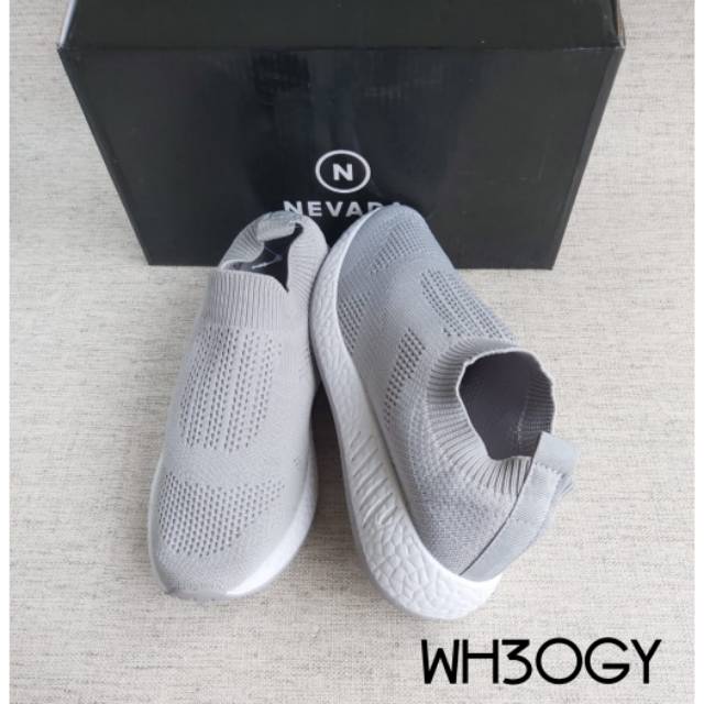  Sepatu  Slip On Karet  Ringan  WH30 Brand MATAHARI Nevada 