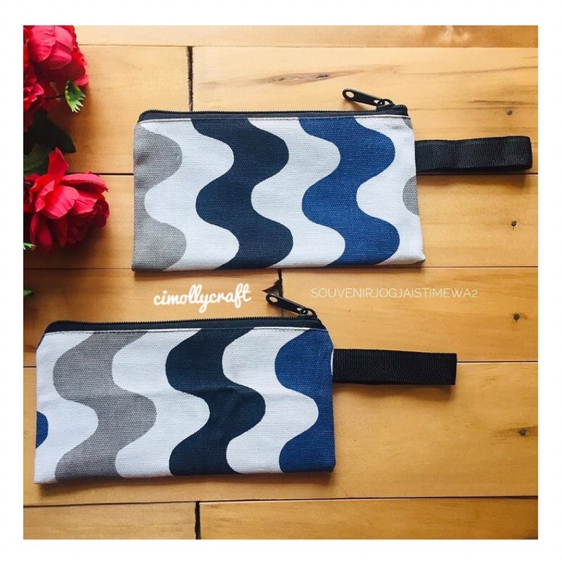 

pouch kanvas