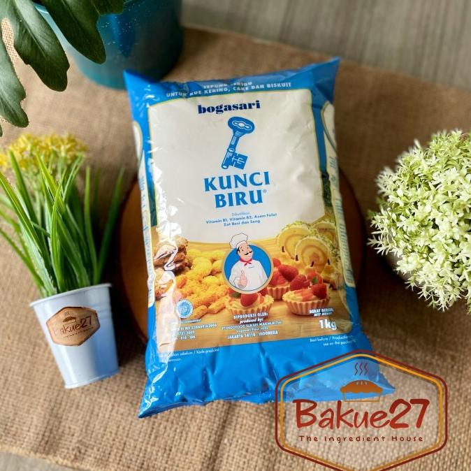 

TEPUNG KUNCI BIRU BOGASARI 1KG PROTEIN RENDAH