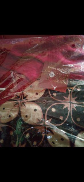 Baju Atasan Wanita Terbaru/ Fashion Modern Wanita Batik / Tunik Batik Modern