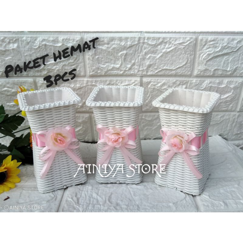 VAS BUNGA KOTAK MOTIF ROTAN ( Paket hemat isi 3pc)