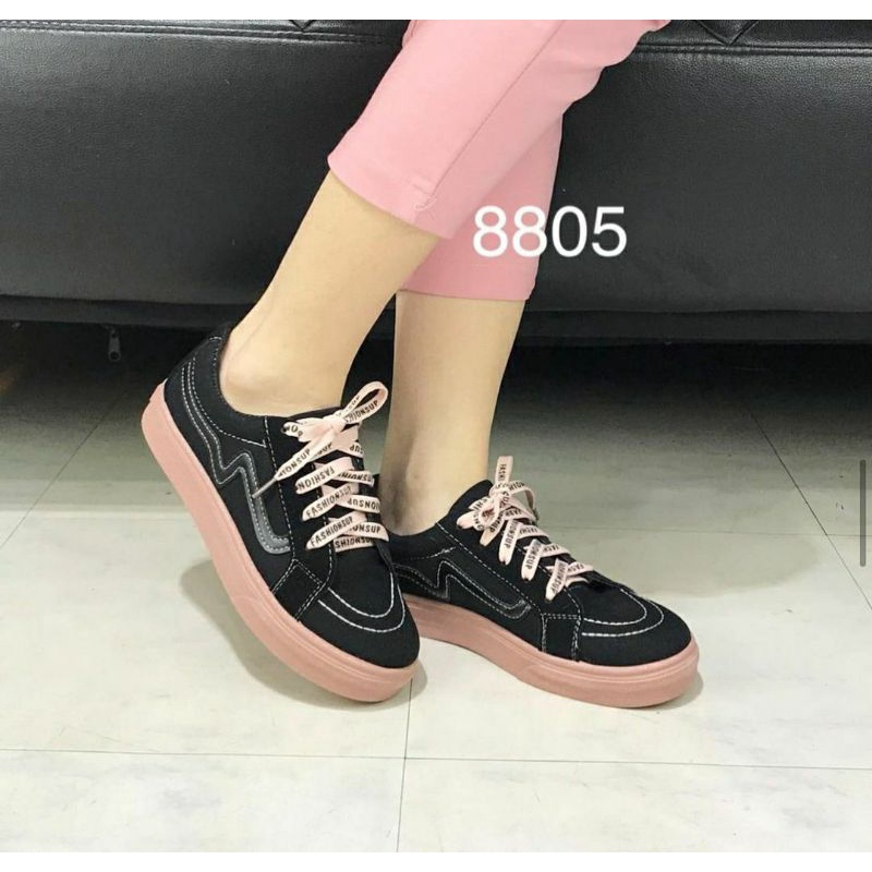 C8805 Sepatu Sneakers wanita