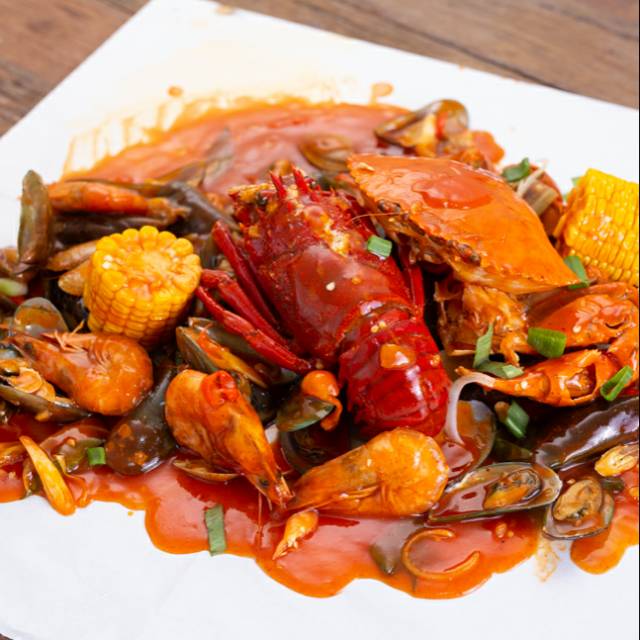 

D'JAJAN SEAFOOD | D'JAJAN BERDUA+BONUS 1 PORSI SEAFOOD SPESIAL
